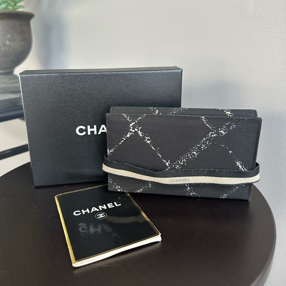 CHANEL Travel Line Tri-Fold Wallet. Black Nylon/Red with Box & Card - Authentic